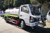 东风大多利卡8立方洒水车-电子高压水炮厂家价图片